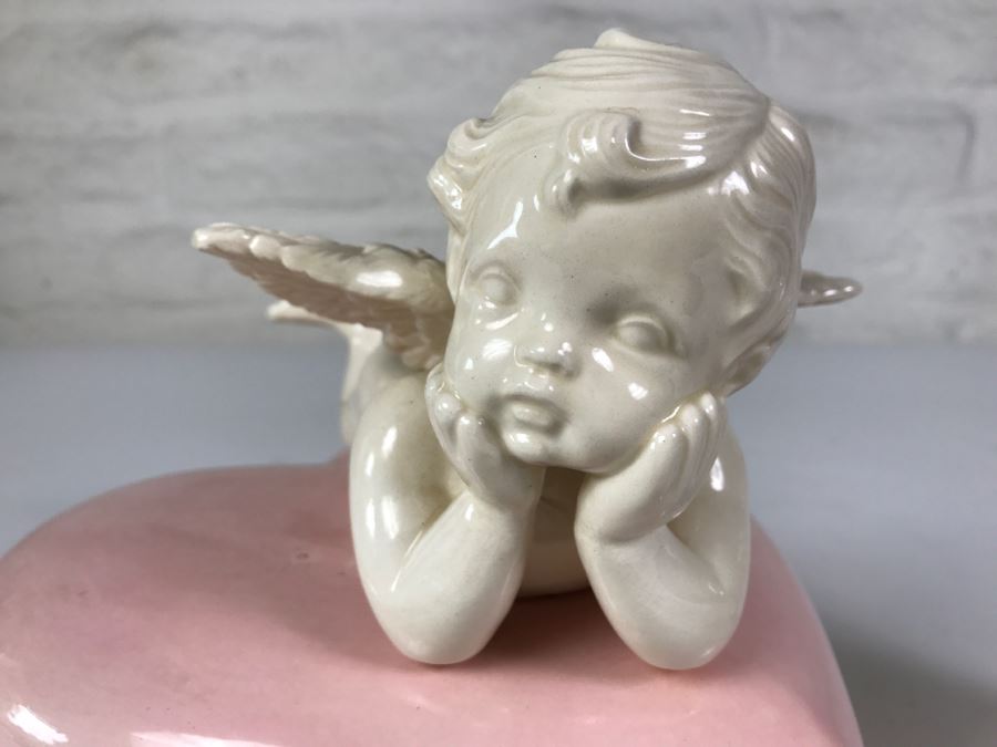 Heart Shaped Box With Cherub On Top [Photo 4]