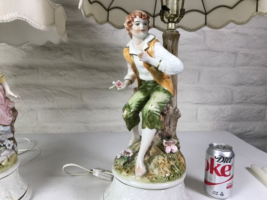 Pair Of Capodimonte Hand Panted Figural Lamps With Shades [Photo 2]