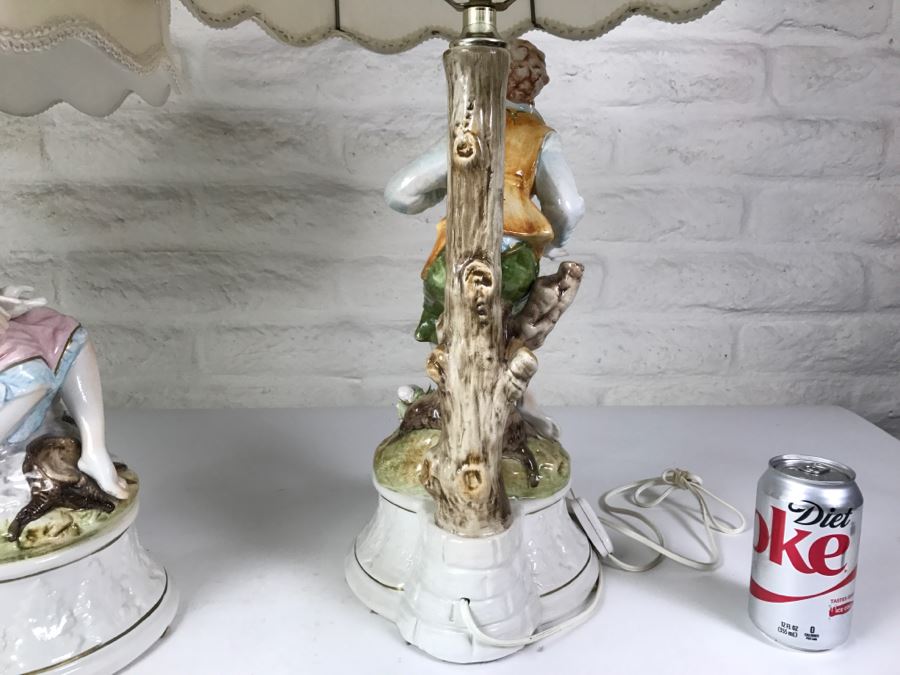 Pair Of Capodimonte Hand Panted Figural Lamps With Shades [Photo 19]