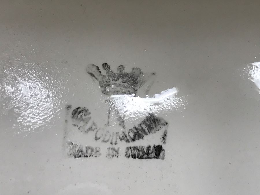 Pair Of Capodimonte Hand Panted Figural Lamps With Shades [Photo 24]