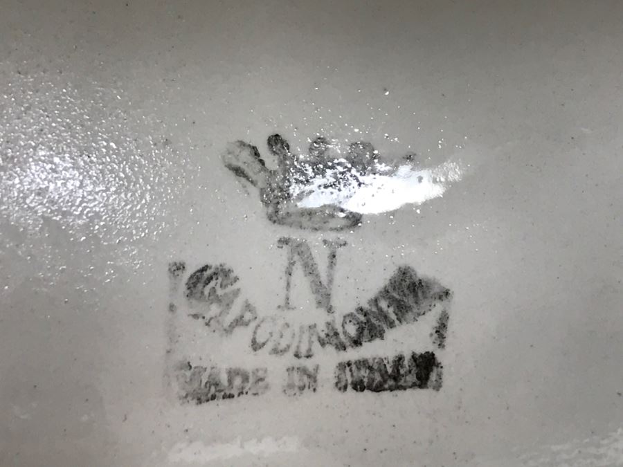 Pair Of Capodimonte Hand Panted Figural Lamps With Shades [Photo 23]