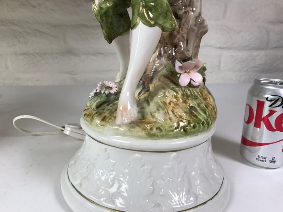 Pair Of Capodimonte Hand Panted Figural Lamps With Shades [Photo 5]