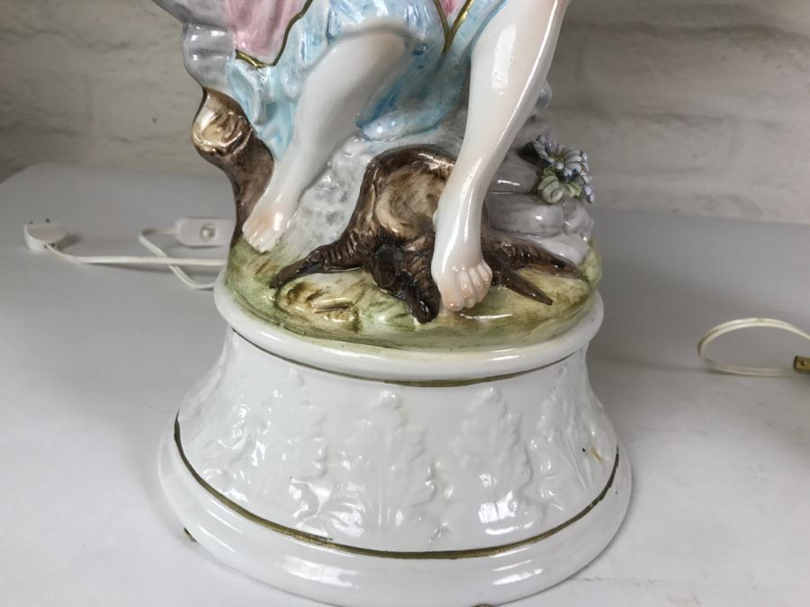 Pair Of Capodimonte Hand Panted Figural Lamps With Shades [Photo 9]