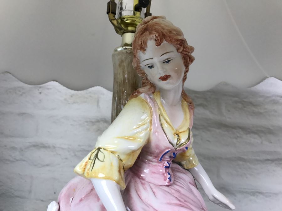 Pair Of Capodimonte Hand Panted Figural Lamps With Shades [Photo 6]