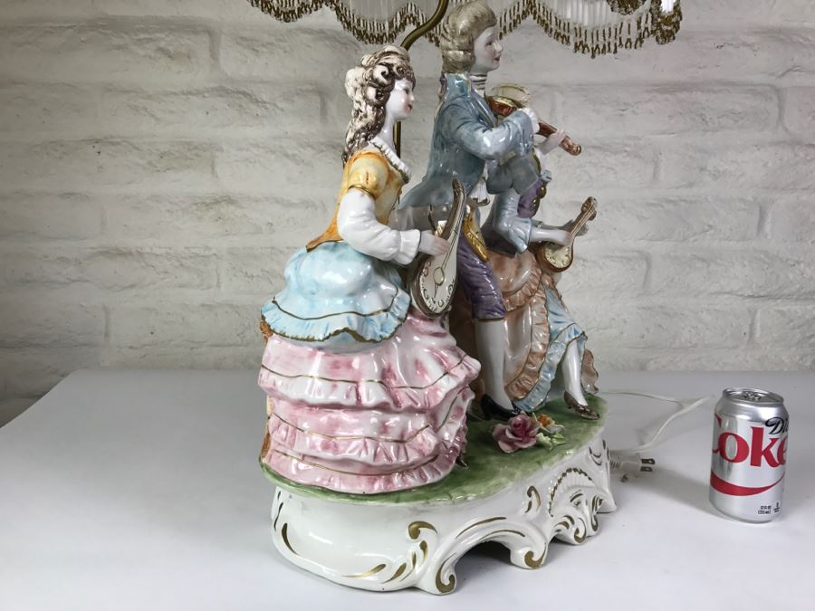 Large Hand Painted Capodimonte Italian Lamp With Shade [Photo 11]