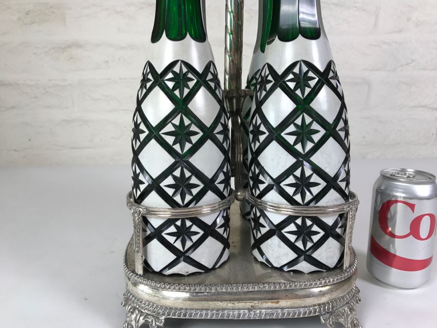 Set Of Four Green And White Cut Glass Decanters With Stoppers And Silver Tone Carrying Case [Photo 6]