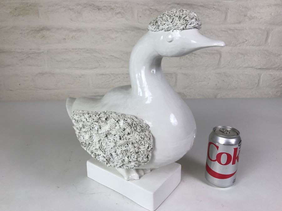 Large White Bird Duck Goose Figurine [Photo 3]