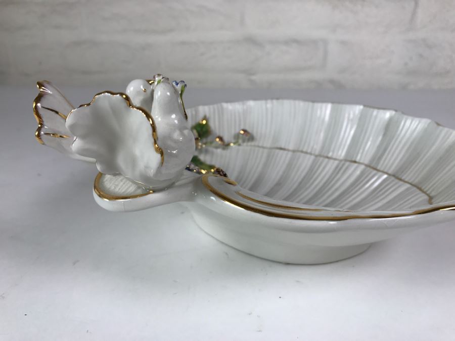 Harrods Knightsbridge Shell Floral Soap Dish With Pair Of Perched Birds [Photo 7]