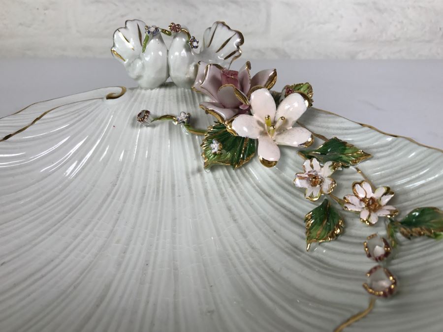 Harrods Knightsbridge Shell Floral Soap Dish With Pair Of Perched Birds [Photo 3]