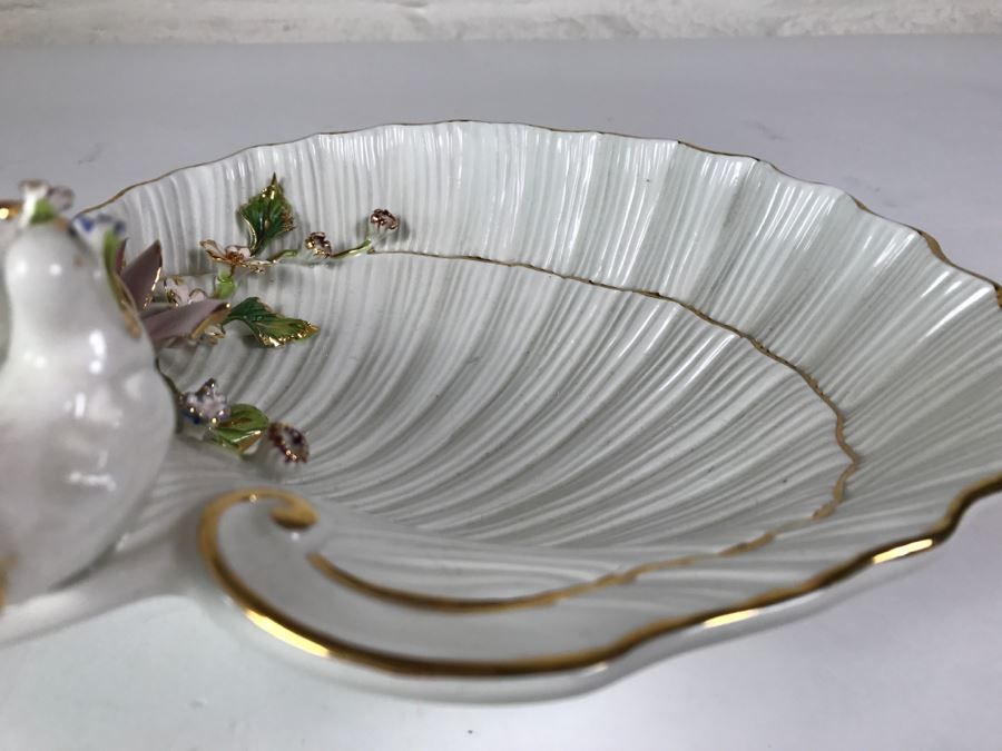 Harrods Knightsbridge Shell Floral Soap Dish With Pair Of Perched Birds [Photo 8]