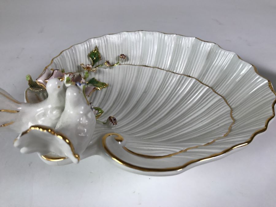 Harrods Knightsbridge Shell Floral Soap Dish With Pair Of Perched Birds [Photo 9]