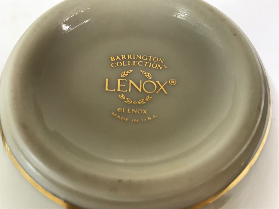 LENOX Lot Includes Several Vases, LENOX Vanity Mirror And LENOX Chine Anniversary Plate [Photo 17]