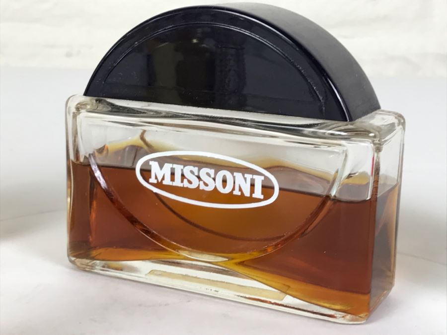 Large Collection Of Perfume And Cologne Bottles [Photo 11]