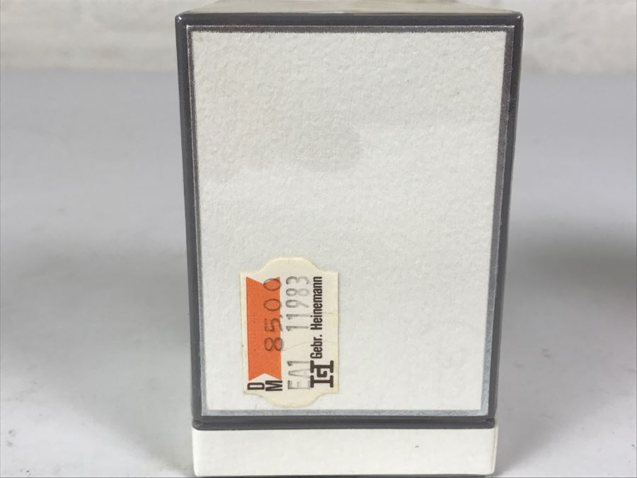 Oscar De La Renta Perfume 1/4 Fl Oz New In Sealed Box [Photo 2]