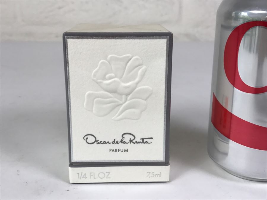 Oscar De La Renta Perfume 1/4 Fl Oz New In Sealed Box [Photo 3]