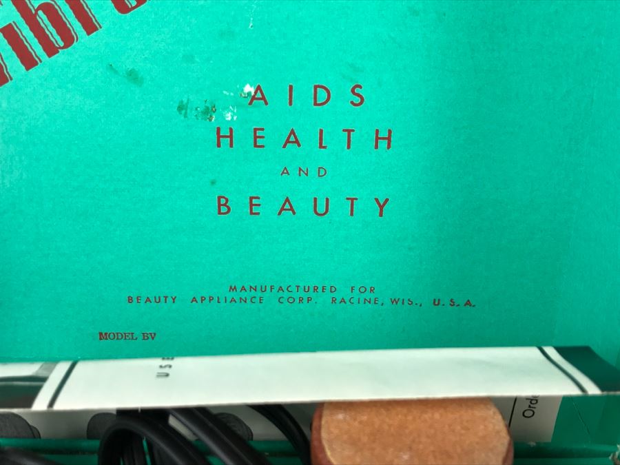 Vintage Vibrosage Lime Green Like New In Original Box Aids Health And Beauty [Photo 4]