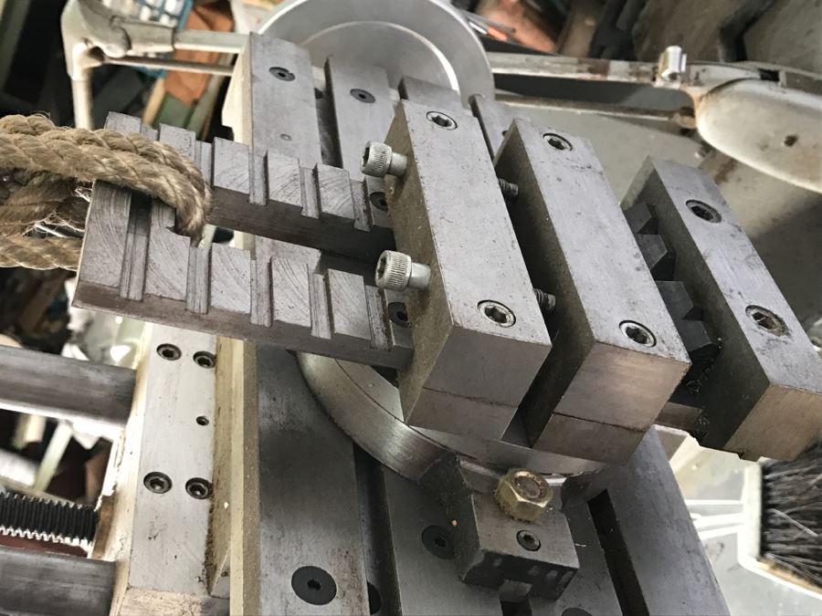 DELTA ROCKWELL Industrial Lathe With Attachments, Cutters And Everything In Drawer And On Lathe [Photo 31]