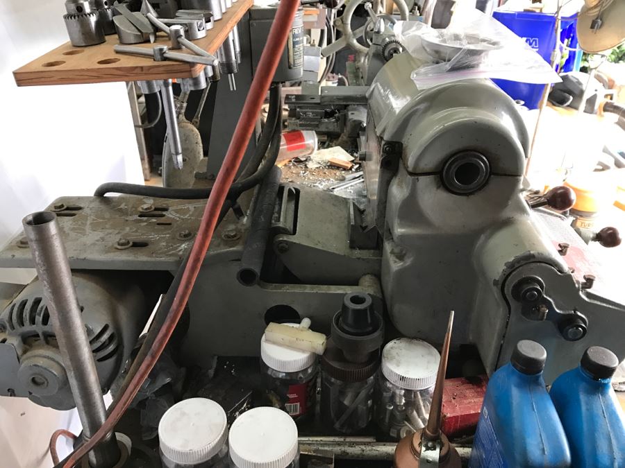 DELTA ROCKWELL Industrial Lathe With Attachments, Cutters And Everything In Drawer And On Lathe [Photo 19]