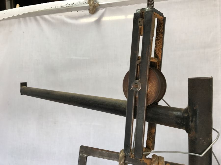 DELTA ROCKWELL Industrial Lathe With Attachments, Cutters And Everything In Drawer And On Lathe [Photo 26]