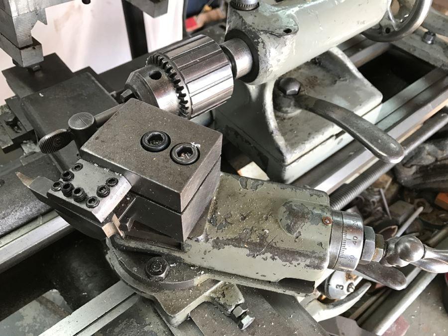 DELTA ROCKWELL Industrial Lathe With Attachments, Cutters And Everything In Drawer And On Lathe [Photo 48]