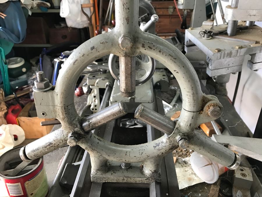 DELTA ROCKWELL Industrial Lathe With Attachments, Cutters And Everything In Drawer And On Lathe [Photo 33]