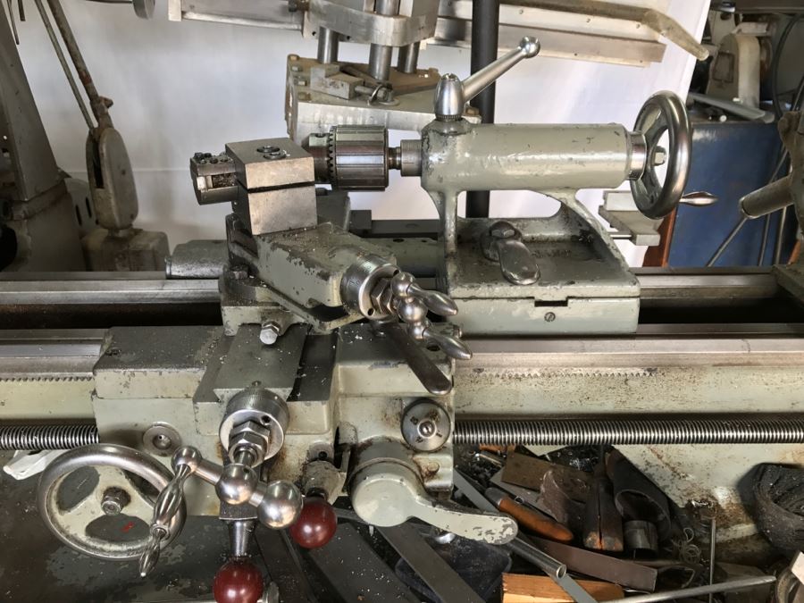 DELTA ROCKWELL Industrial Lathe With Attachments, Cutters And Everything In Drawer And On Lathe [Photo 25]