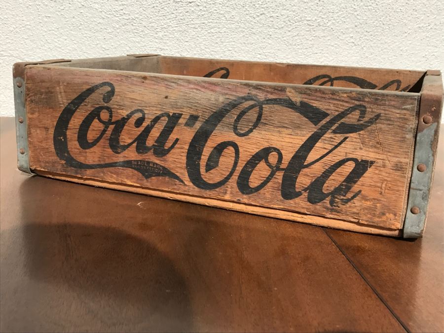 Vintage Coca-Cola Glass Bottle Crate Los Angeles [Photo 6]