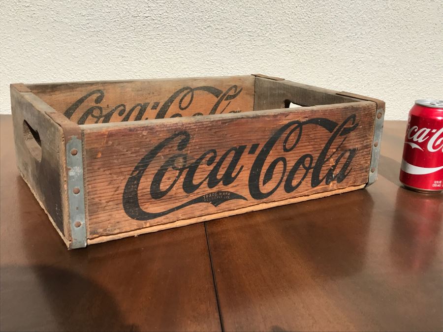 Vintage Coca-Cola Glass Bottle Crate Los Angeles