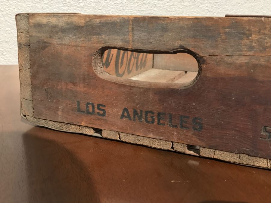 Vintage Coca-Cola Glass Bottle Crate Los Angeles [Photo 4]