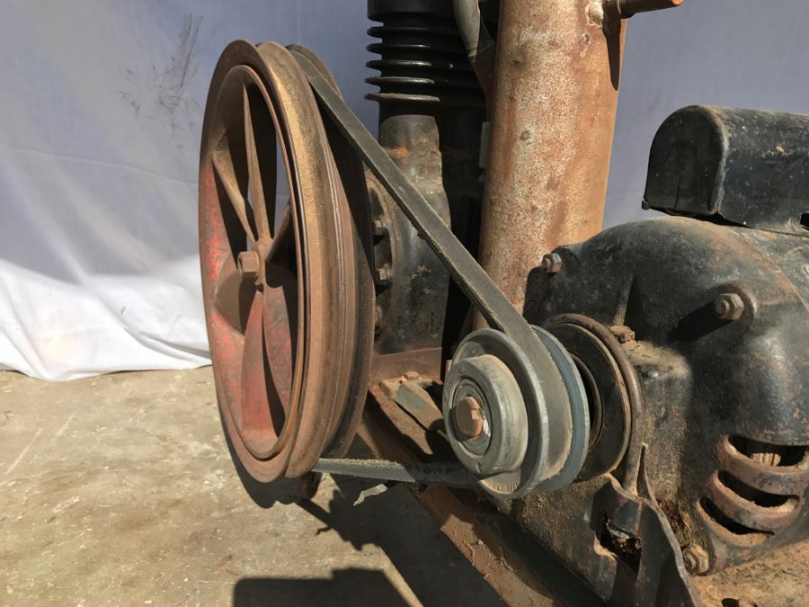 Custom Built Industrial Air Compressor Working [Photo 7]