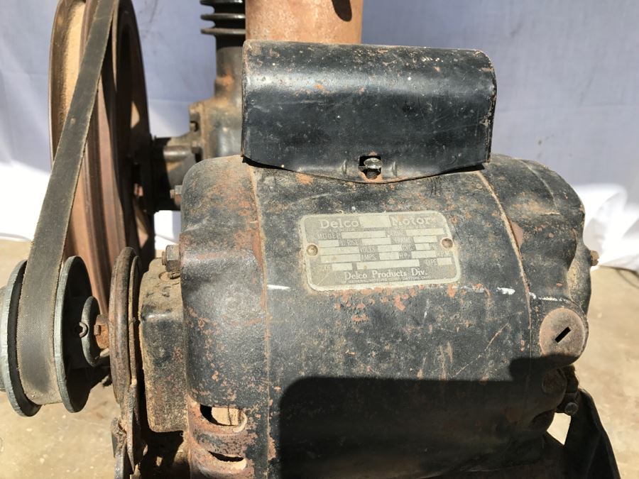 Custom Built Industrial Air Compressor Working [Photo 6]