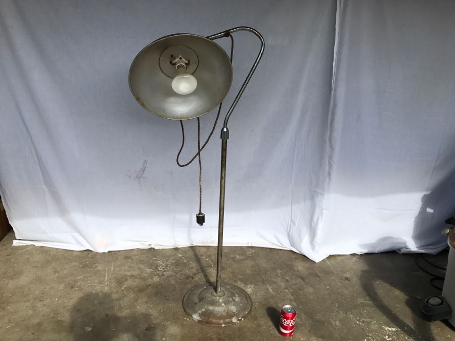 Vintage Farber's Desert Health Lamp Industrial Lamp Los Angeles, CA [Photo 14]