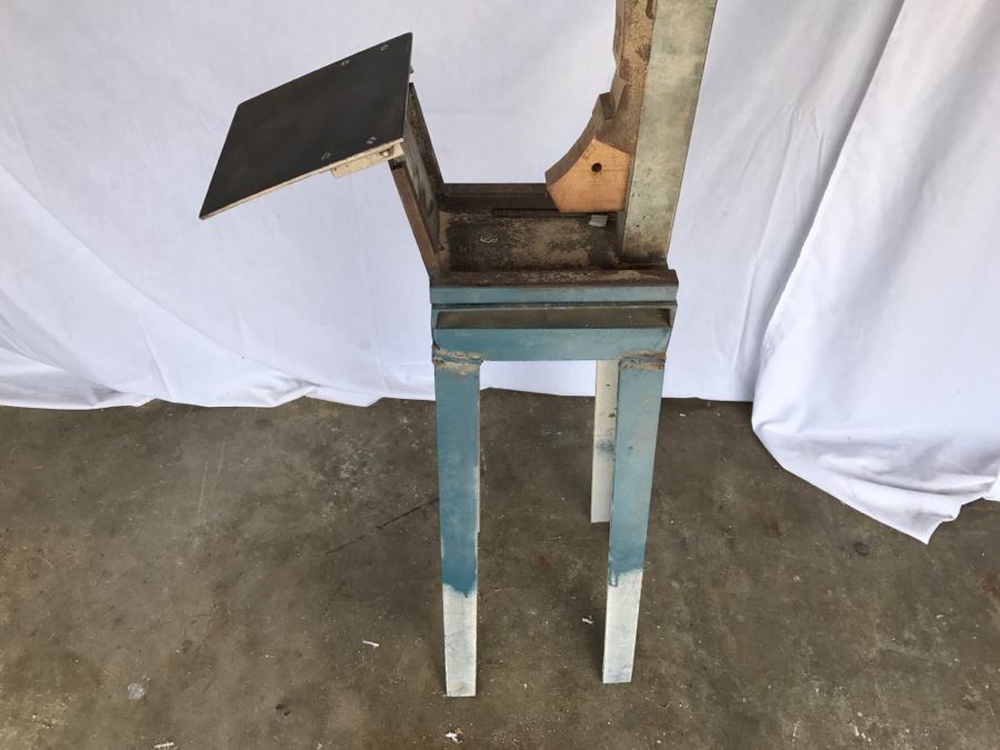 Custom Steel Stand For Belt Sander [Photo 2]