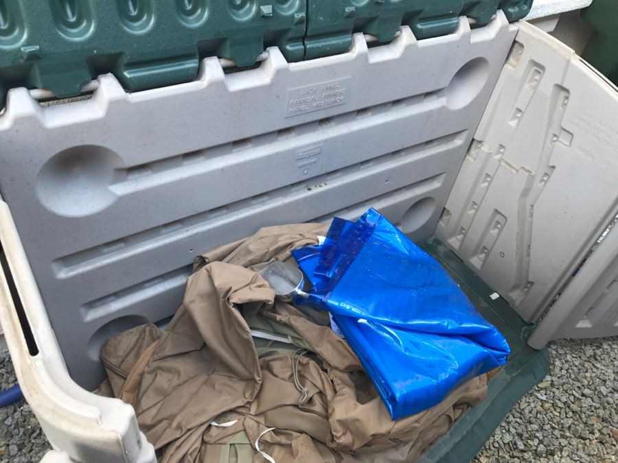 Rubbermaid Outdoor Storage Cabinet [Photo 5]