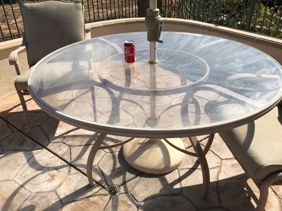 Aluminum Outdoor Patio Set With Round Table With Umbrella And Two Chairs By Mallin Furniture Co [Photo 4]