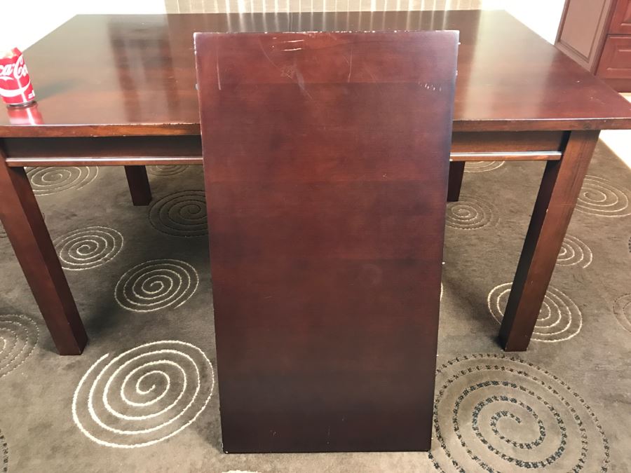 Crate & Barrel Dining Kitchen Table With Single Leaf [Photo 7]