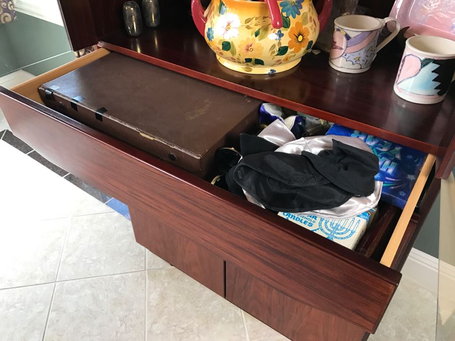 Skovby Danish China Cabinet Curio Cabinet Palis Model SM352P [Photo 6]