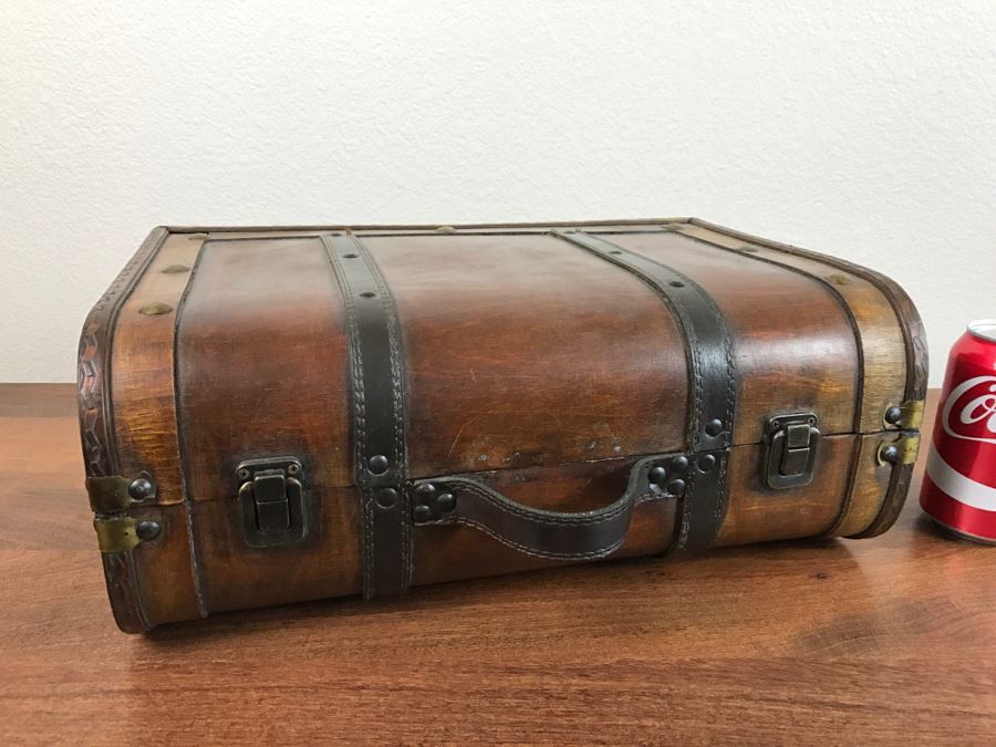 Vintage Style Wooden Leather Decorative Suitcase Luggage [Photo 1]