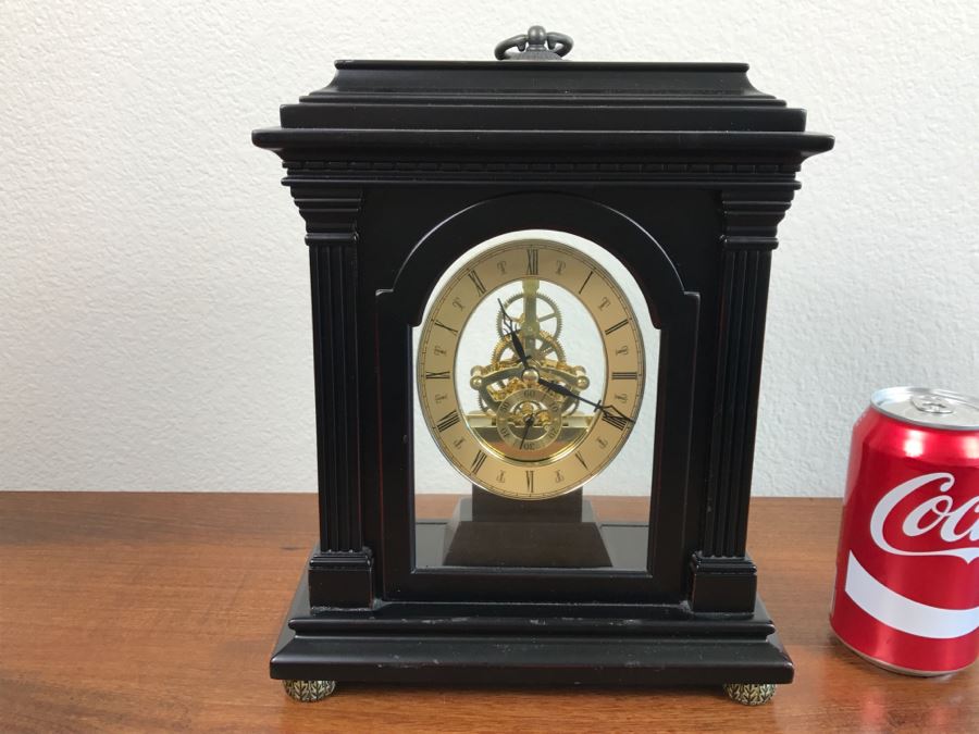 Contemporary Mantle Clock In Base Case [Photo 1]