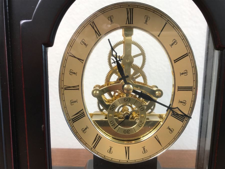 Contemporary Mantle Clock In Base Case [Photo 3]