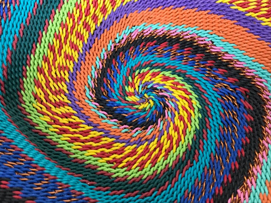 Woven Wire Swirl Pattern Basket [Photo 5]