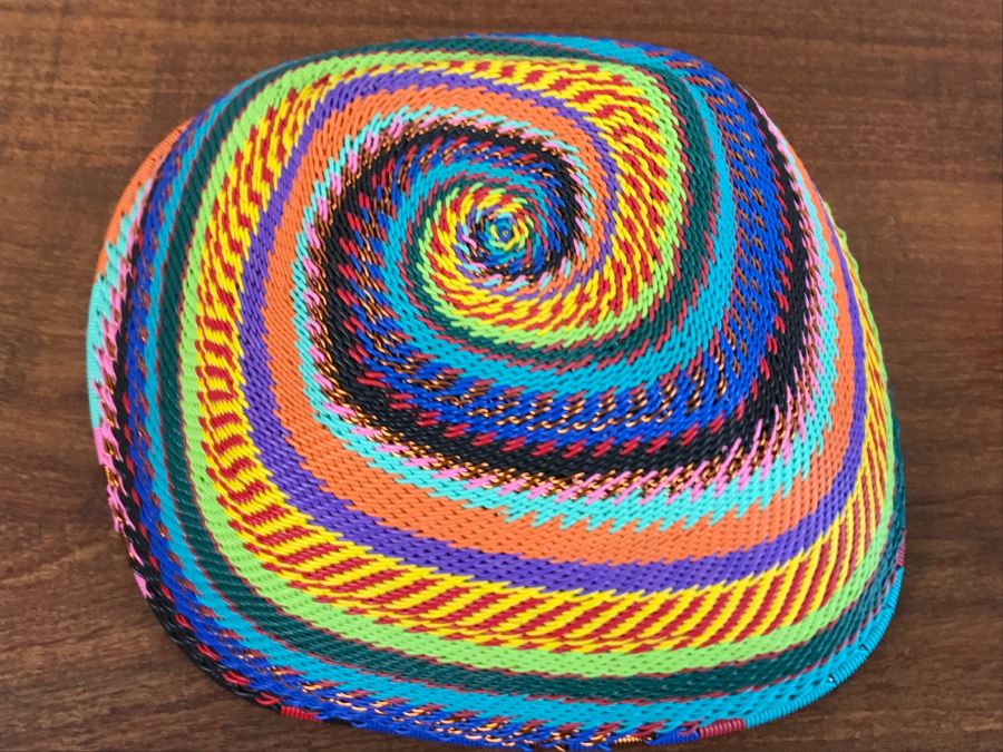 Woven Wire Swirl Pattern Basket [Photo 7]