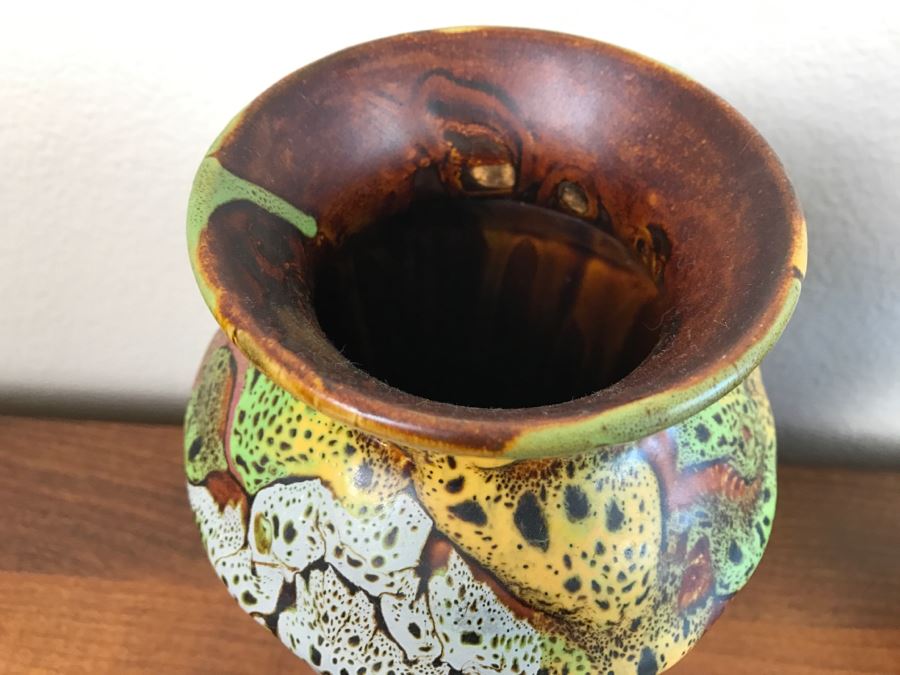 Decorative Pottery Lot [Photo 9]