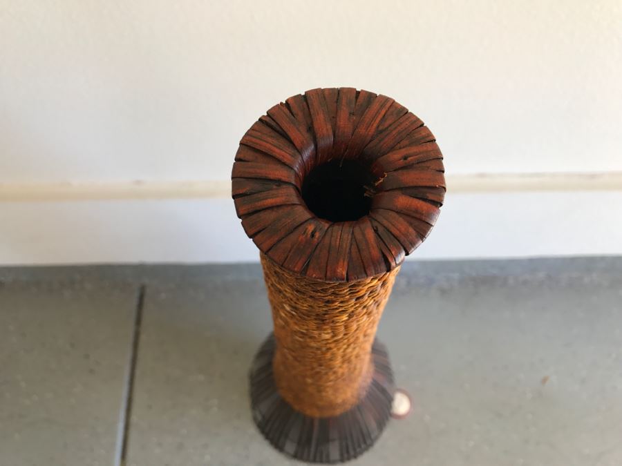 Large Woven Reed Bamboo Vase [Photo 2]