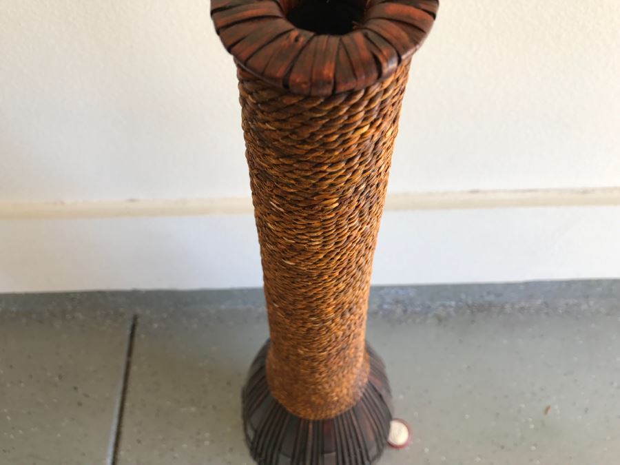 Large Woven Reed Bamboo Vase [Photo 4]