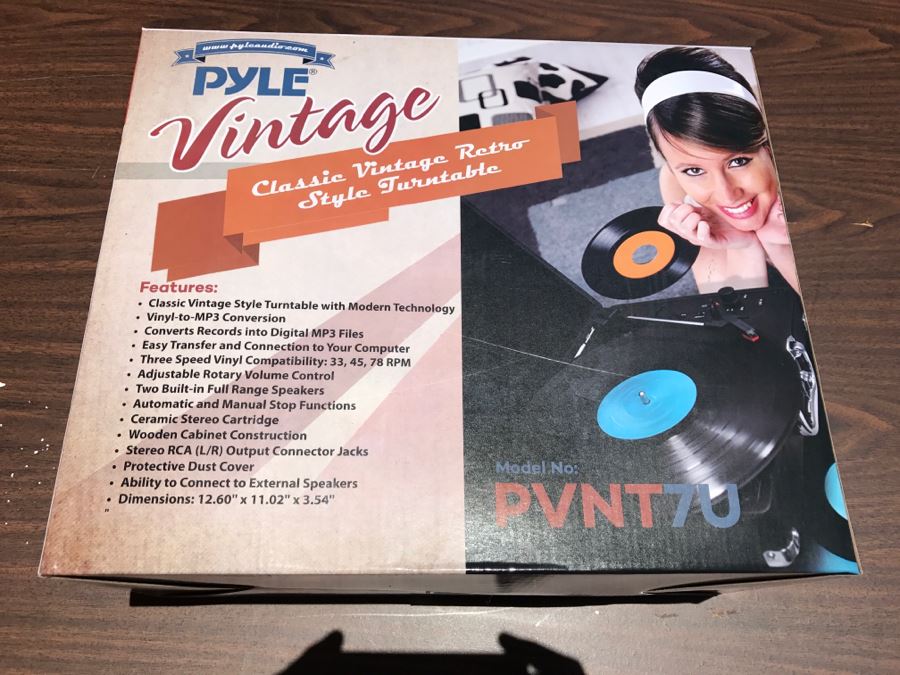 PYLE Vintage Turntable Record Player Convert Vinyl To MP3 Model PVNT7U