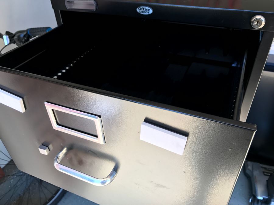 Black Vertical 4-Drawer Metal Filing Cabinet With (3) Metal Filing Baskets / Organizers [Photo 4]