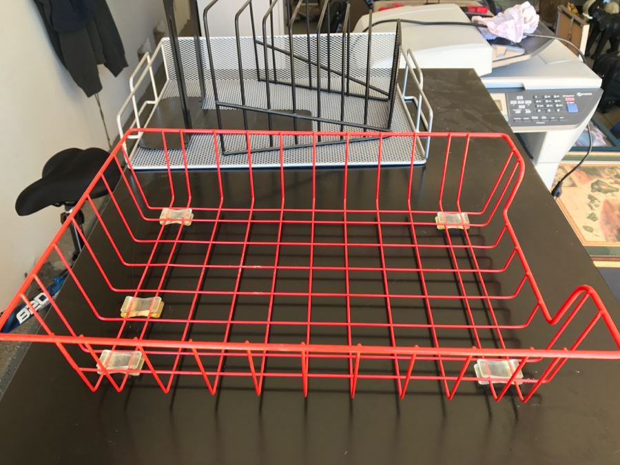 Black Vertical 4-Drawer Metal Filing Cabinet With (3) Metal Filing Baskets / Organizers [Photo 3]