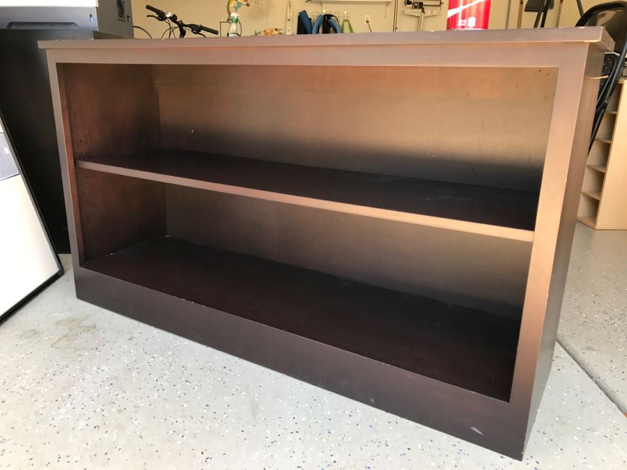 Wooden Bookshelf [Photo 1]