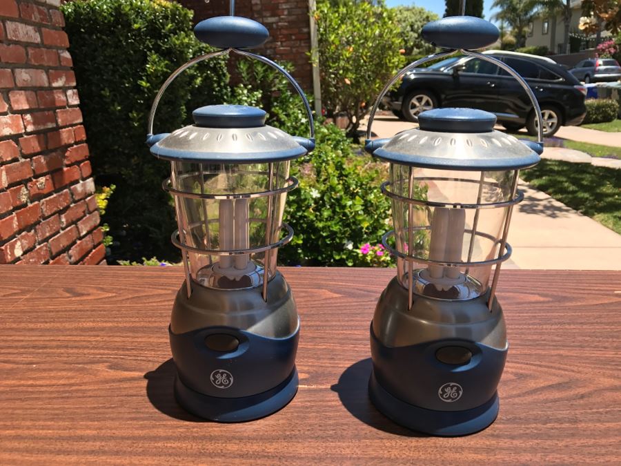 Pair Of GE Portable Lanterns Lights